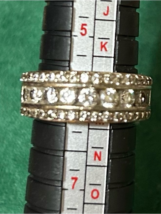 Jewelry - Elegant Silver-Tone Crystal Pavé Women's Band - Silver